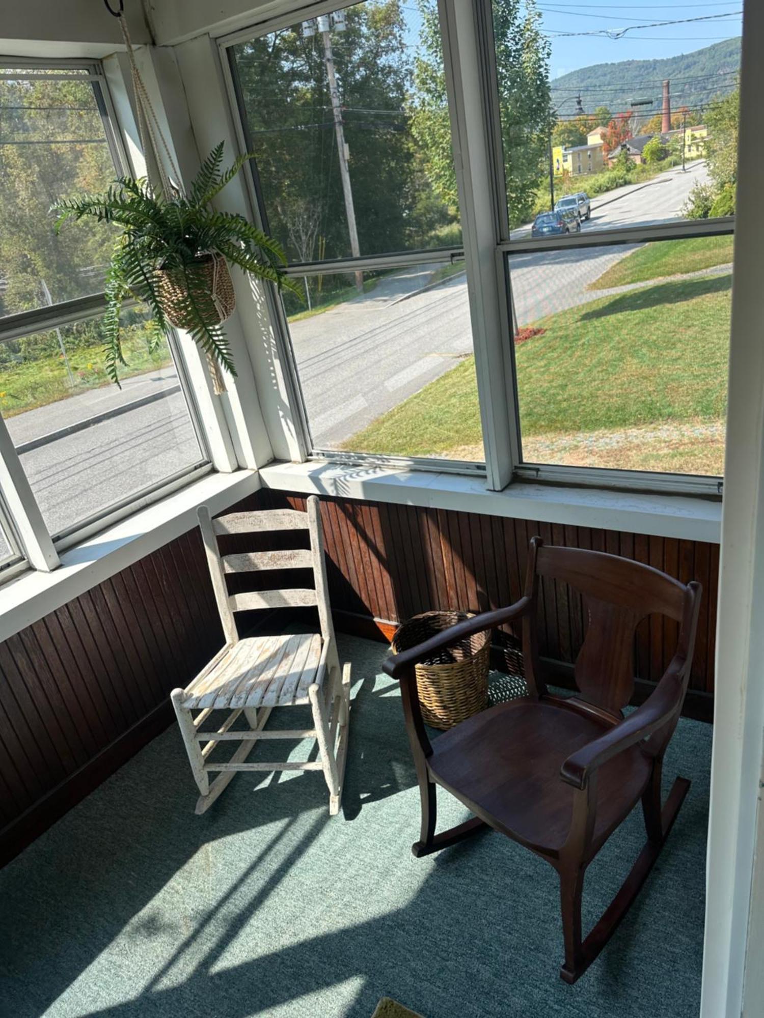 Cute 6-Bedroom Getaway In The Heart Of Littleton Bagian luar foto